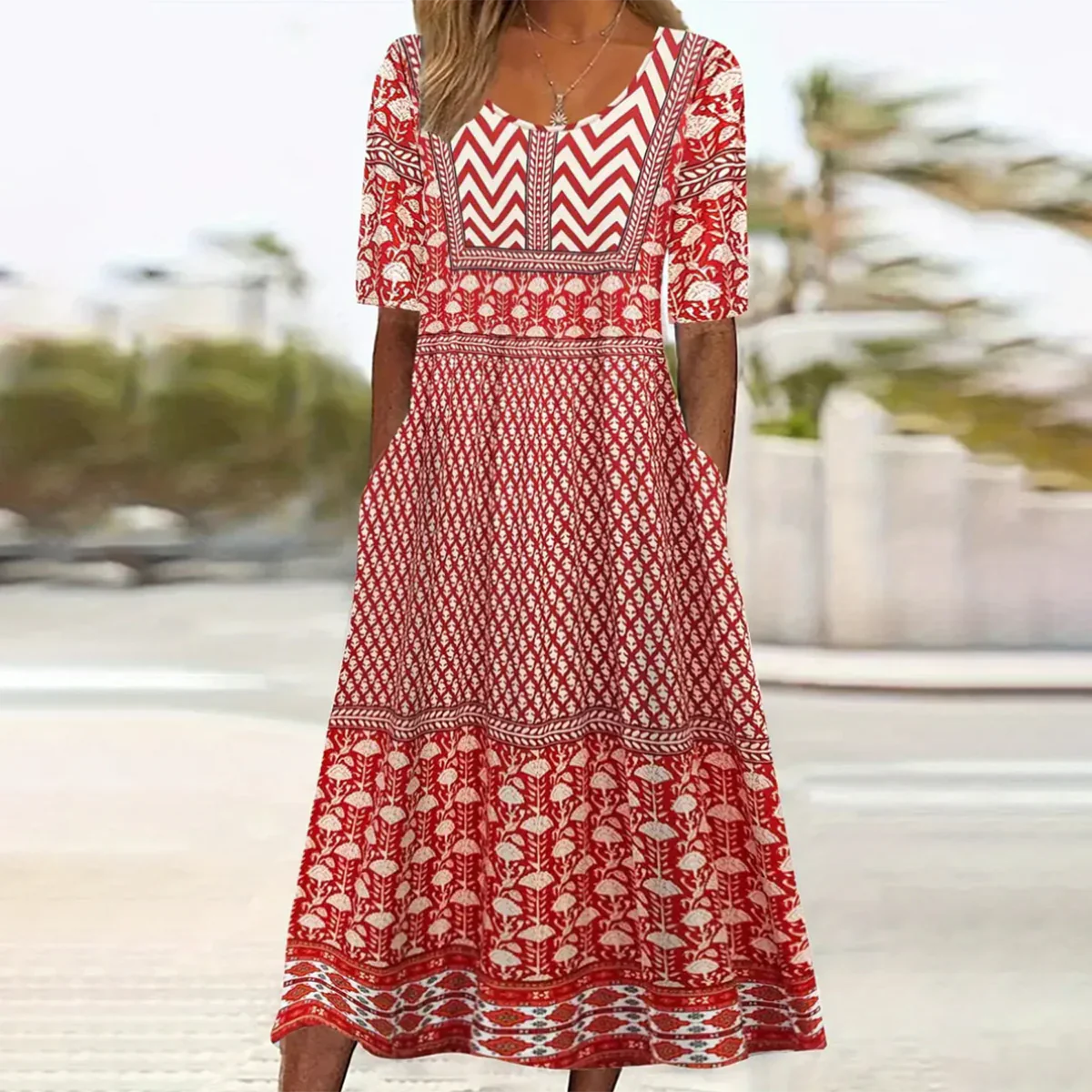 Celine - Auffälliges rotes Midikleid mit kurzen Ärmeln